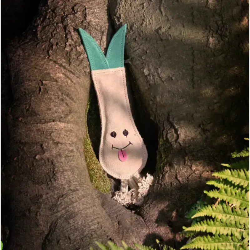 Green & Wilds Lenny The Leek Eco Toy - Image 4