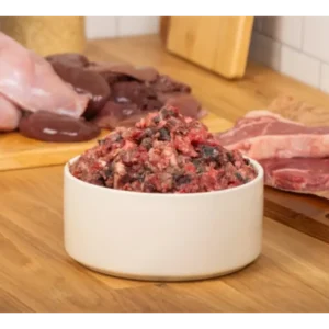 The Dogs Butcher Ox Mince with Whole Rabbit in Fur 80/10/10 1kg